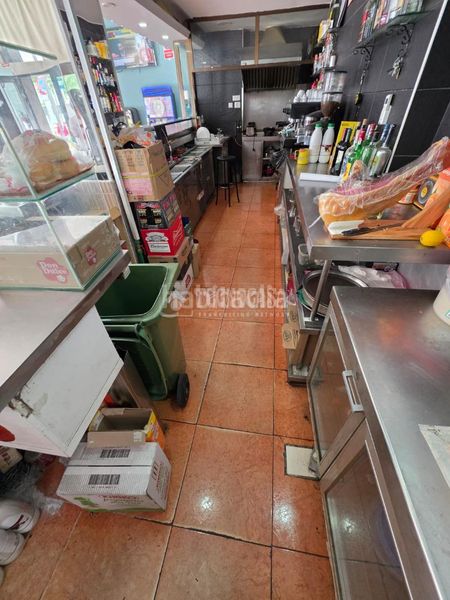 Foto ecb0cd92-9872-47cc-ab78-bd2c0c64e7db. Rent business premise in Centro Fuenlabrada