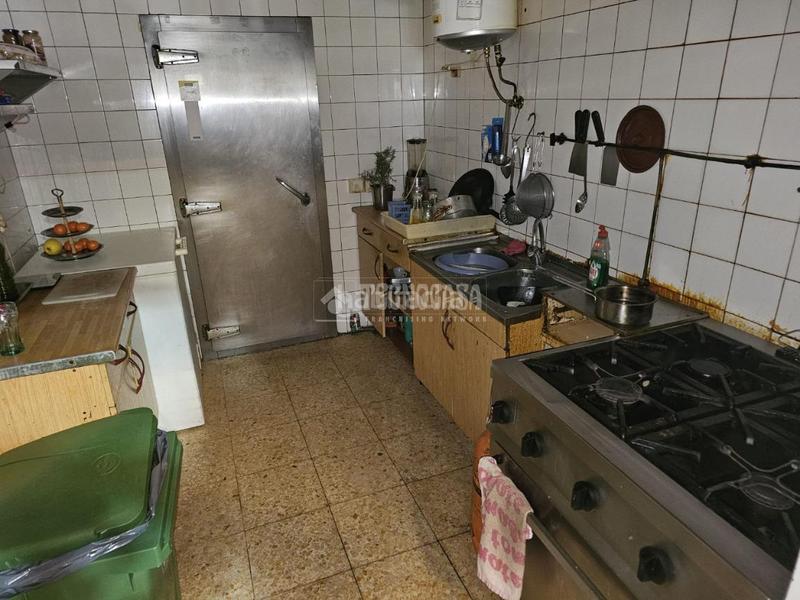 Foto 71121138-5033-4146-b50a-cee70fd391a7. Locale commerciale in La Serna Fuenlabrada