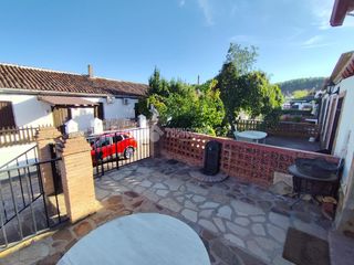 Casa bifamiliare in Baños de la Encina. Casa en venta en baños de la encina