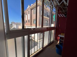 Pis a La Paz - Las Américas. Piso en venta en linares