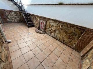 Casa aparellada a La Paz - Las Américas. Casa en venta en linares