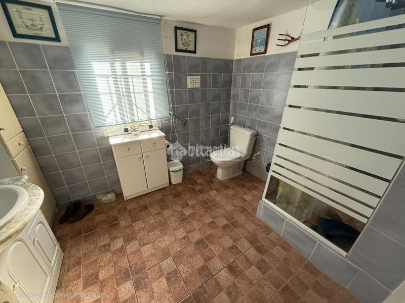 Foto a552fe13-80a5-438f-ba02-823d0d75c4ab. Masia amb calefacció piscina a Guarromán