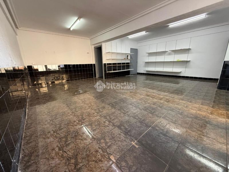 Foto a853dfdf-89c5-4646-b049-3bd361d57a24. Local comercial a Arrayanes Linares