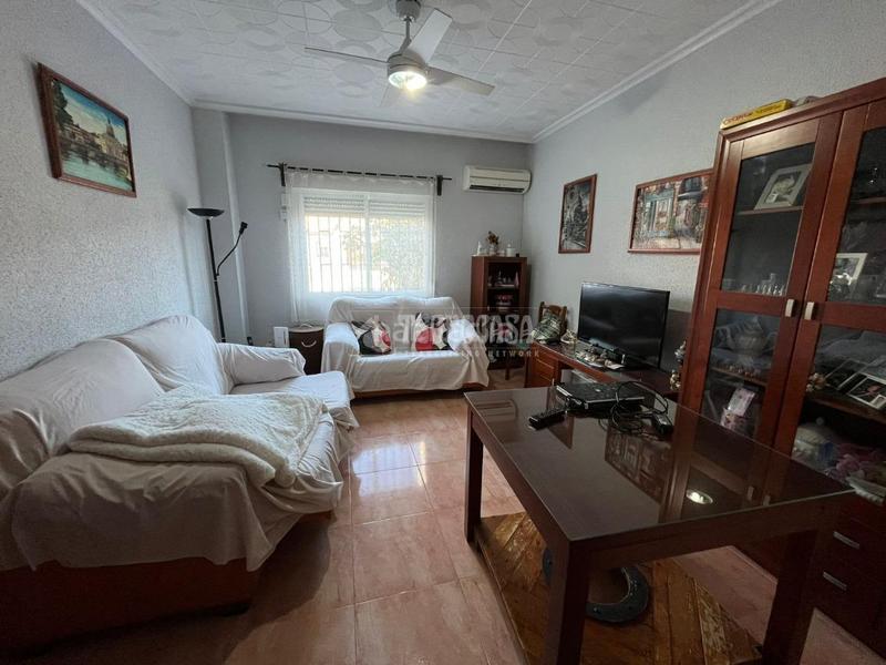 Foto c59888aa-3dc9-4350-a0ff-c79832454eb1. Casa  en venta en La Paz - Las Américas Linares