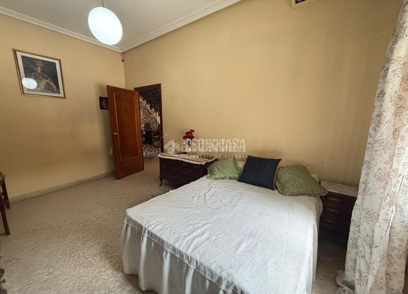 Foto be471580-0bb7-4e03-8d24-596dce658734. Casa aparellada a Bailén