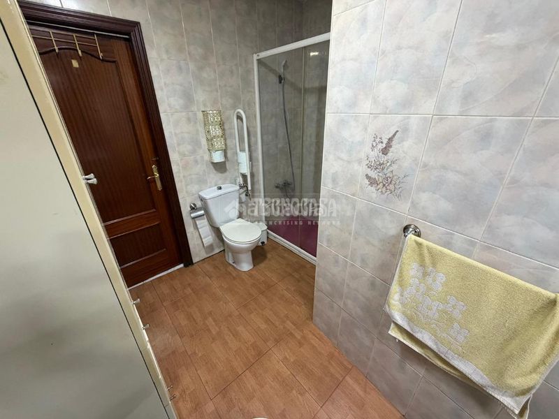 Foto 793d648e-0eea-4bd6-a850-9fadc31bd03f. Casa aparellada a Bailén