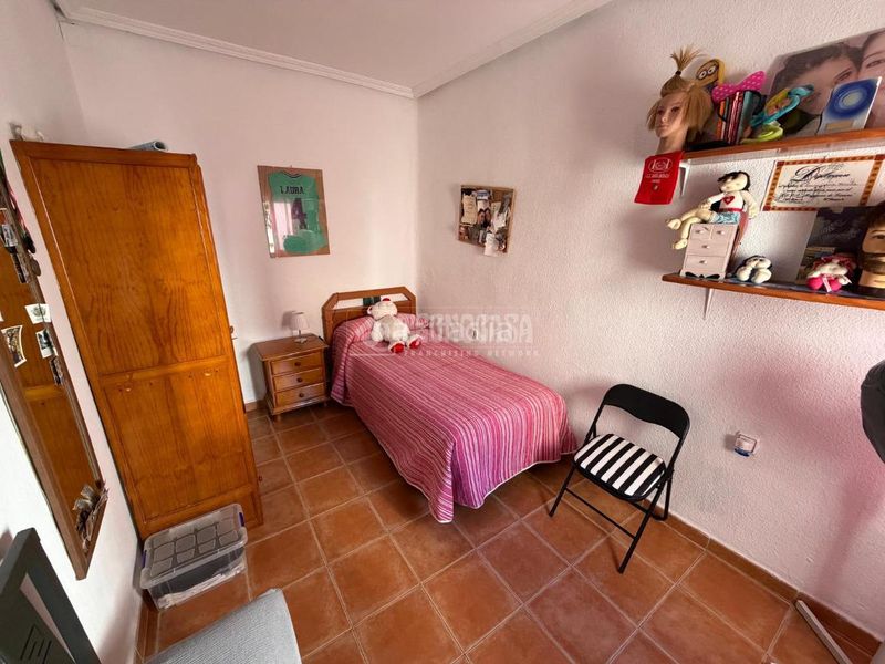 Foto bcaeb665-3165-4cd5-8a99-ce98f36064d2. Pis a Centro ciudad Linares
