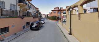 Aparcament cotxe a Ogíjares