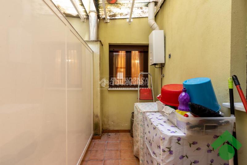 Foto cea0d4ae-51af-45a3-91d4-9ec1d6ebc92c. Piso  en venta en Ogíjares