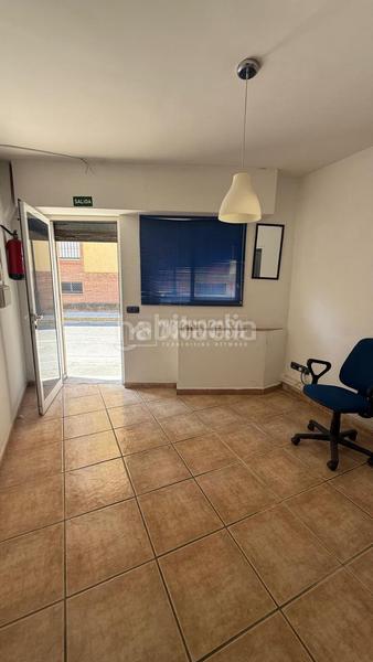 Foto 4a02600d-aa91-478c-aae6-2cde7cb9cdb9. Business premise in Ogíjares
