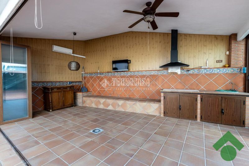Foto 6da2c47b-1586-4f90-9465-d940117e3251. Casa amb calefacció aparcament a Ogíjares