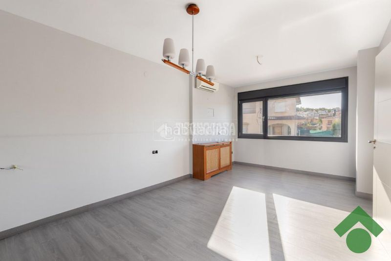 Foto eccf5778-c00e-4736-88af-ac59a7c4c413. Casa amb calefacció aparcament a Ogíjares