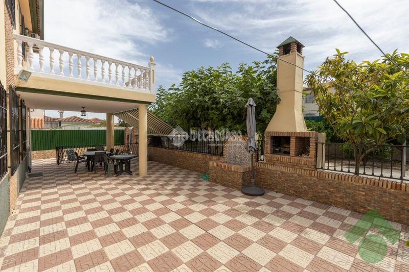 Foto 46f9b5ed-3cfe-4450-bb11-735b90467759. Casa amb aparcament piscina a Gójar