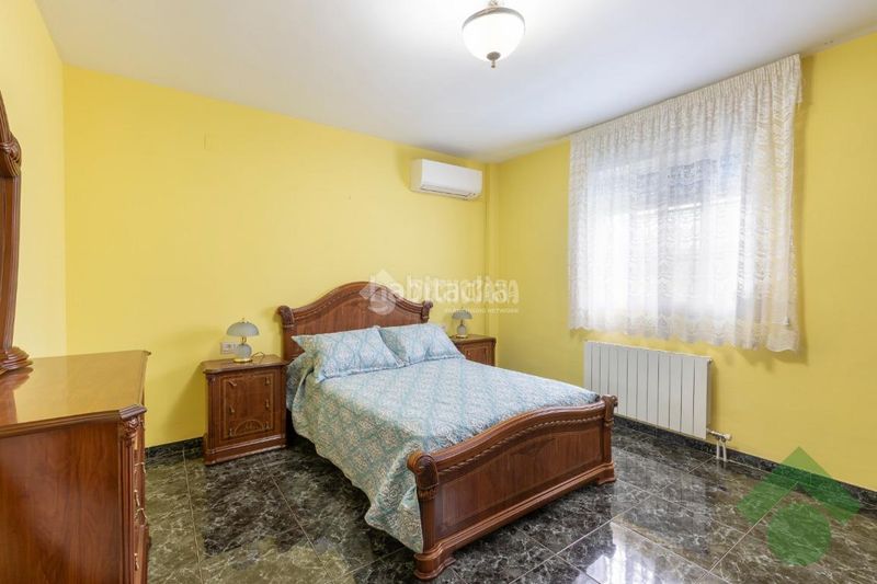 Foto b841d3fb-916f-487b-a0d2-4842848fe79c. Casa amb aparcament piscina a Gójar