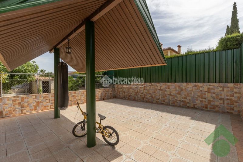 Foto e2f0bcd1-f7a6-4b06-8ad6-9aac5957a242. Casa amb aparcament piscina a Gójar