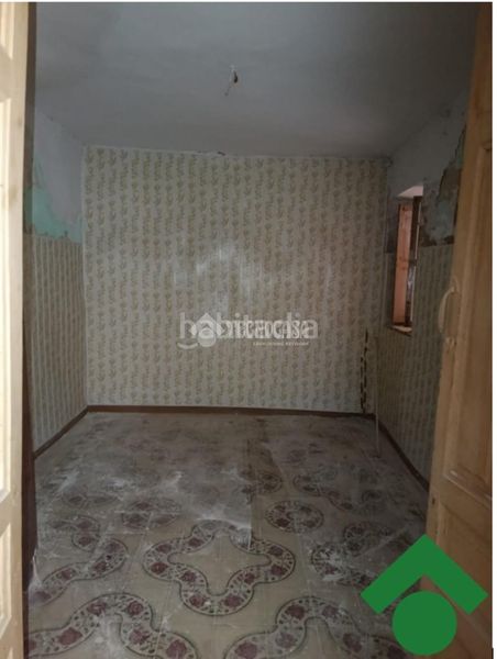 Foto 9f45274f-e6a1-4673-9bcc-4e22b224d045. Casa aparellada a Dílar