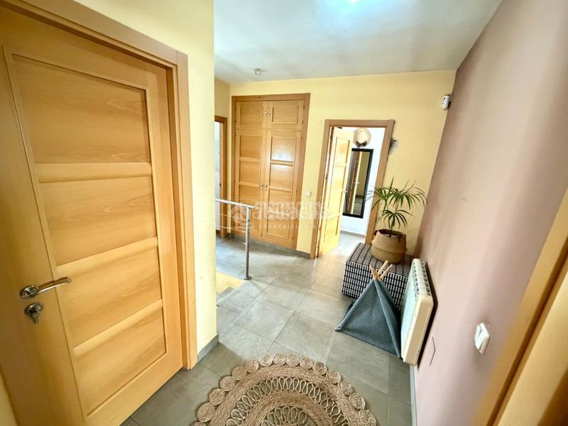 Foto 0d0fba7e-563f-485f-9a0a-11e67370e189. Casa amb calefacció aparcament a Serracines