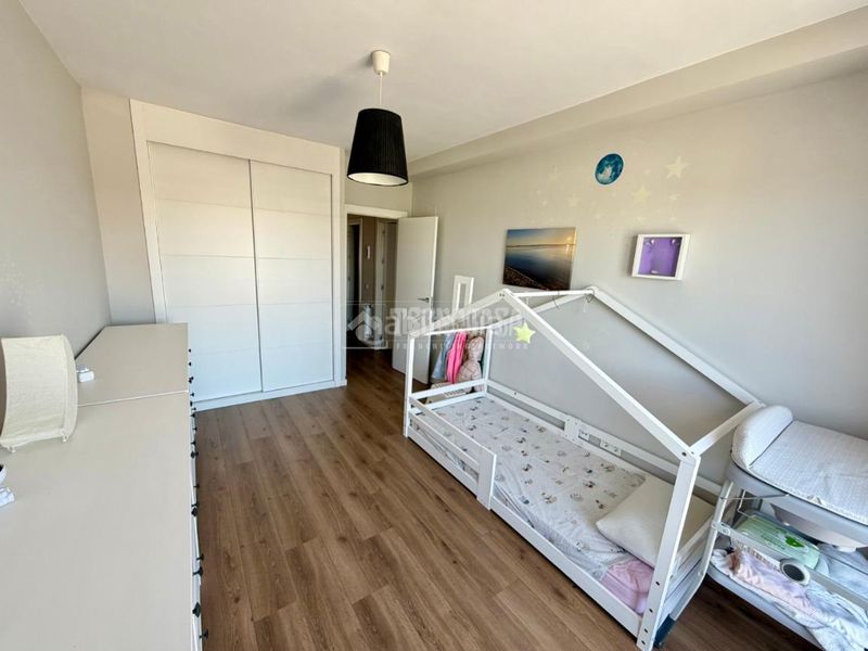 Foto 1507599d-2ed6-4fa4-86db-97f696201738. Casa aparellada amb calefacció piscina a Daganzo de Arriba