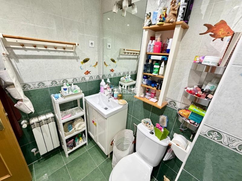 Foto 9fd5e3d2-dca2-4821-a8d0-821b287d1e73. Casa aparellada amb aparcament piscina a Daganzo de Arriba