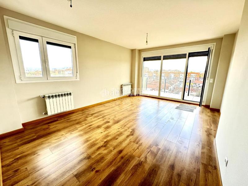 Foto ad829a0c-7570-4d29-80ac-0d59131798c6. Piso  en venta en Ensanche Alcalá de Henares