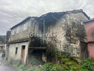 Country house in Piñor