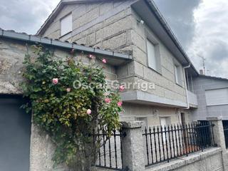 House in Punxín