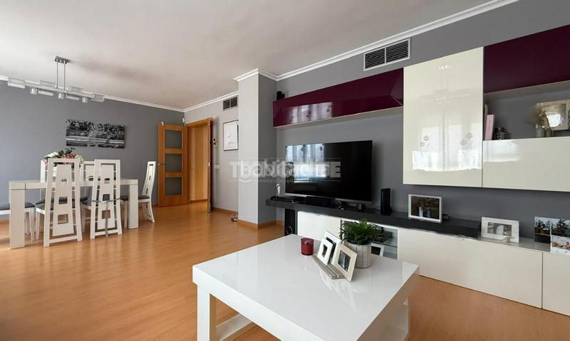 Foto 0fe49e06-375f-4602-9d22-9f2097dc7b51. Pis amb calefacció aparcament a Las Cañas Guadalajara