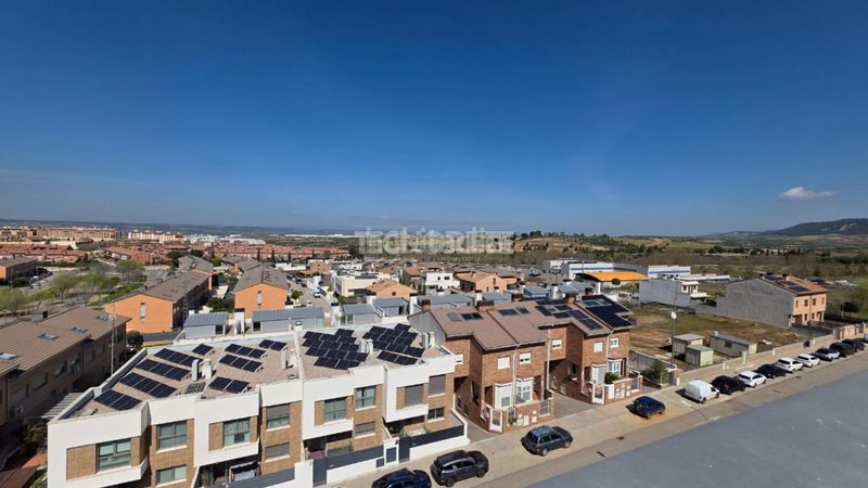 Foto 862775b9-1533-4fd4-bfbe-48e18232ddda. Pis amb calefacció aparcament a Las Lomas-Salinera-La Muñeca Guadalajara