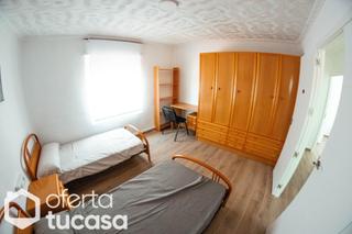 Lloguer Estudi a Desamparados - Hurchillo - Torremendo. Habitación doble en chalet junto a la umh orihuela h10