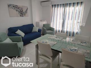 Location Appartement à El Palmeral. Bajo con terraza a la piscina, garaje y chimenea en mojácar