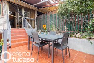 Appartement à Daganzo de Arriba. Chalet en daganzo de arriba junto al casco urbano