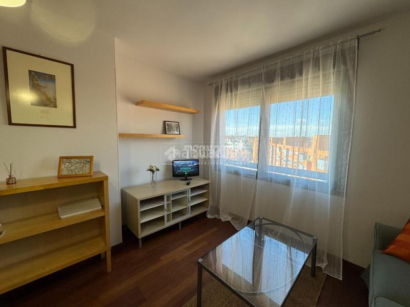 Foto f1a41b71-8fb4-4136-ac81-898e3771cd31. Affitto appartamento con riscaldamento in Timón Madrid