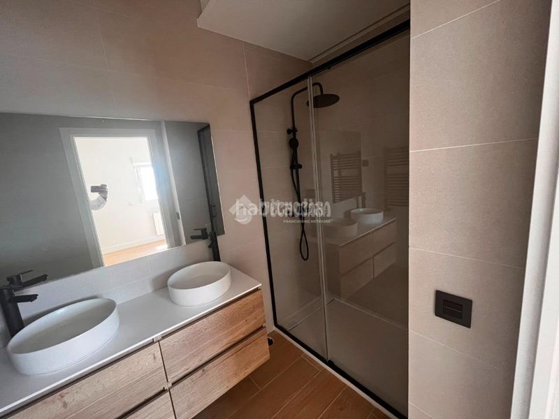 Foto 39b615e0-2818-4d85-8cb4-c5bd7f33359f. Piso  en venta en Casco Histórico de Barajas Madrid