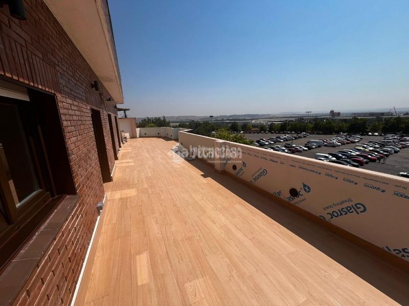 Foto 68b419e1-fd09-4775-9a24-fb6802730284. Piso  en venta en Casco Histórico de Barajas Madrid