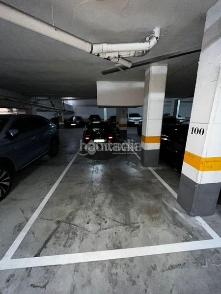 Foto abd46d88-c84f-462b-a3dd-9efff5bab7dc. Aparcament cotxe a Timón Madrid