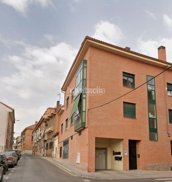Foto cebe46bf-91e3-4d15-a90e-4fffda25510d. Piso  en venta en Casco Histórico de Barajas Madrid