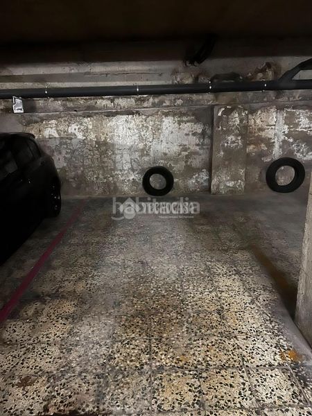 Foto 4e8b81c2-3cae-4ebf-9b81-8fc9d0eea8ee. Aparcament cotxe a Casco Histórico de Barajas Madrid