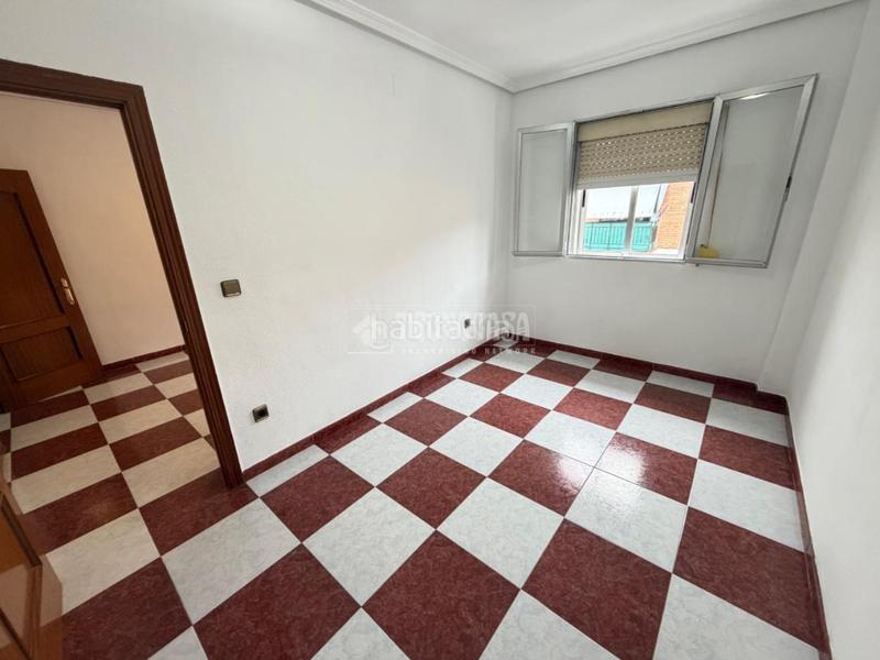 Foto e3db5081-c7f9-48d6-b250-9f8e3603ec0d. Pis amb calefacció a Centro Arganda del Rey