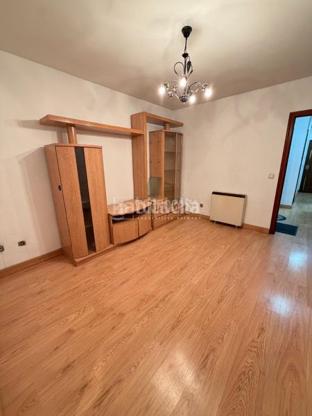 Foto e08e3b8f-5deb-40c4-a08a-d132b3109a37. Piso  en venta en Centro Arganda del Rey