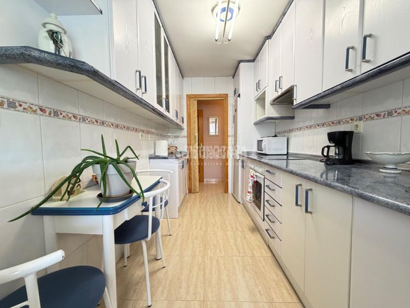 Foto 864c9f02-2e13-4094-a53b-f5965e056b87. Pis amb calefacció aparcament a Centro Arganda del Rey