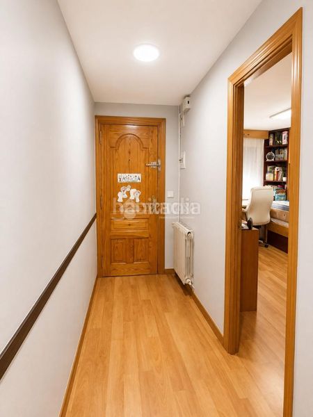 Foto be86d3ea-b45c-4faf-9852-b3e0c2c4fbd7. Casa aparellada amb calefacció a Centro Arganda del Rey