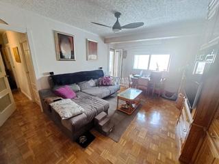 Pis en Reyes. Piso en venta en parla
