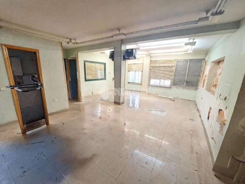 Foto e0e82ca4-2cfa-4976-9235-00c8a3e8a3af. Piso  en venta en Reyes Parla