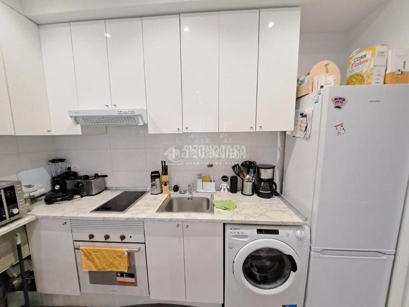Foto 6262ca50-e78e-4c1a-b276-661e83eddb44. Etagenwohnung mit heizung in Reyes Parla