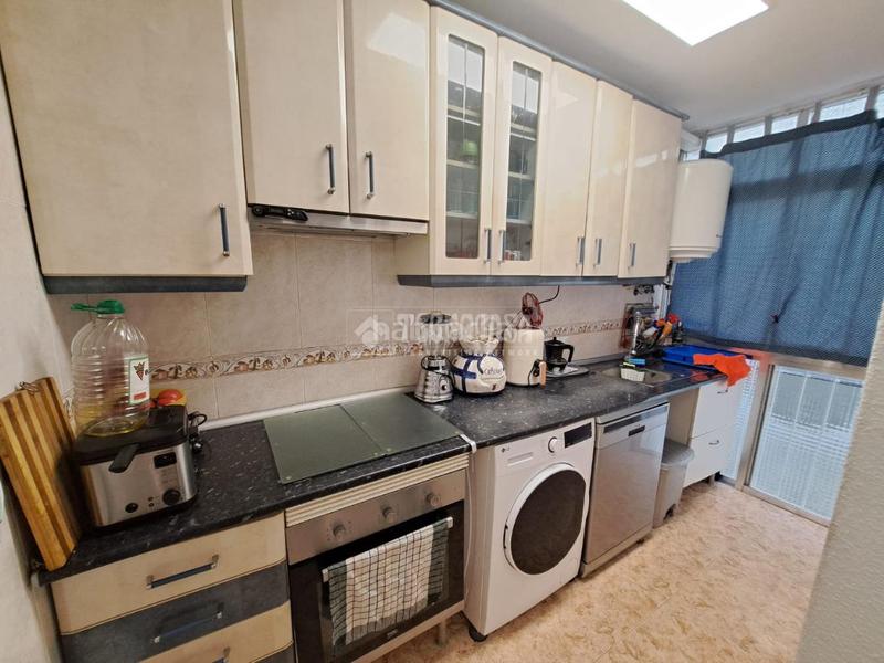 Foto 66dcb98e-c651-4a91-9316-7db086da8c0e. Piso  en venta en Reyes Parla