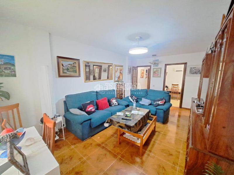 Foto e5386e45-6811-408c-b545-746a2e865309. Piso  en venta en Reyes Parla