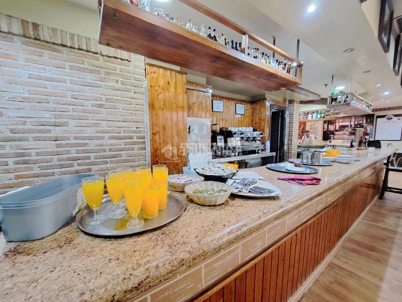 Foto a313847c-2991-483d-8522-36c6730bc232. Locale commerciale in Pintores-Ferial Parla