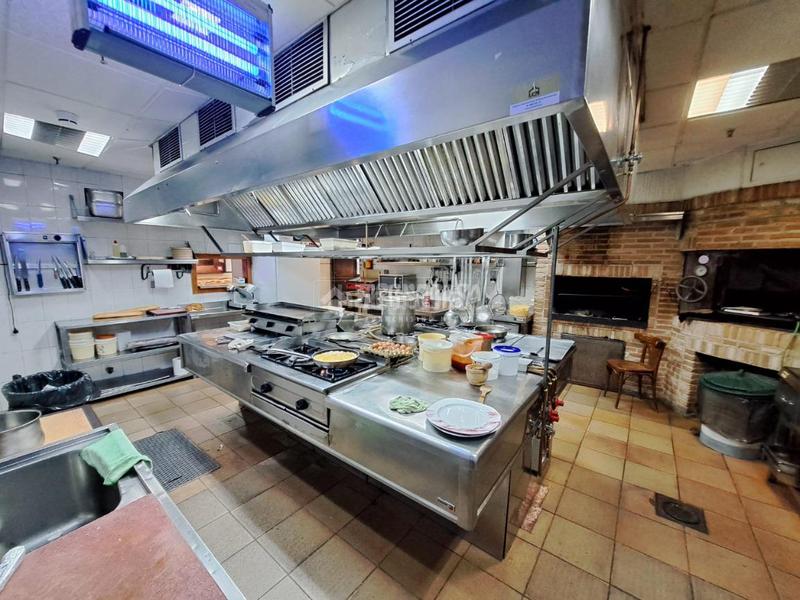 Foto dfa914b4-3074-425b-91ab-a49a030ef395. Locale commerciale in Pintores-Ferial Parla