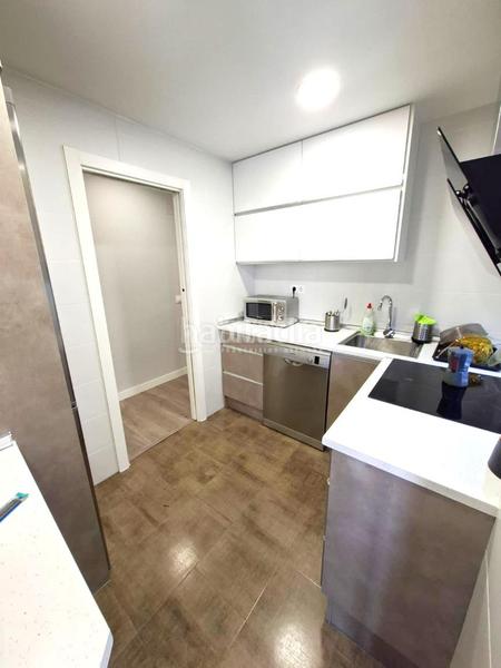 Foto 0f8778be-9dbb-4a0a-80c4-d3f2c6707fb5. Piso  en venta en Reyes Parla