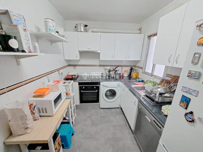 Foto 3f6e681f-0532-4ff0-b40f-ce94d4124716. Appartamento con riscaldamento in Reyes Parla